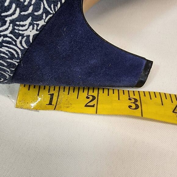 Vintage Ellen Tracy Floral Suade Blue Block Heels Pointed Ties Size 10 - Picture 7 of 9